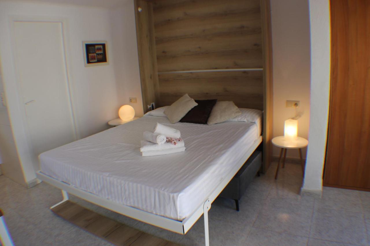 Agi Port De Rosas Apartman Kültér fotó