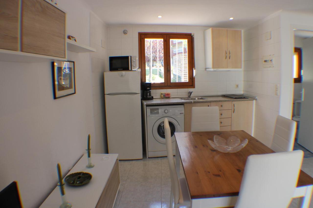 Agi Port De Rosas Apartman Kültér fotó