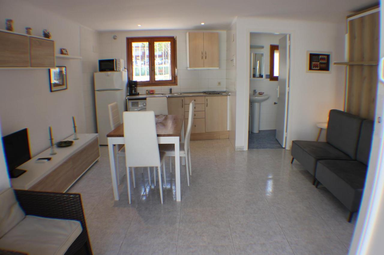 Agi Port De Rosas Apartman Kültér fotó