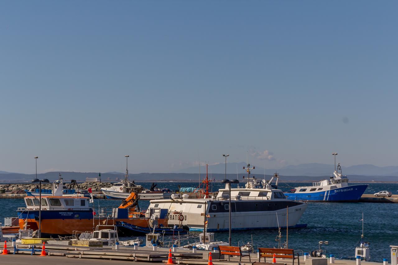 Agi Port De Rosas Apartman Kültér fotó